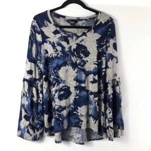 High low bell sleeved top.